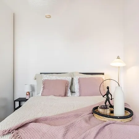 Ciche Studio, Blisko Metra Politechnika, Parking Apartment Warsaw