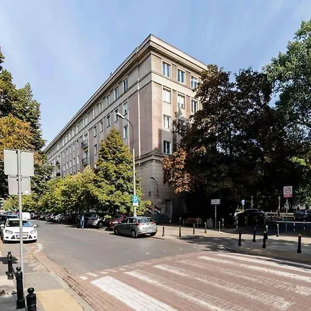 Ciche Studio, Blisko Metra Politechnika, Parking Warsaw